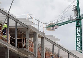 Imagen de archivo de una promoción en construcción en Valladolid.