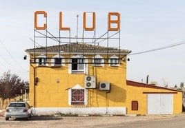 Club Esmeralda en el kilómetro 100 de la N-620 en Valladolid.