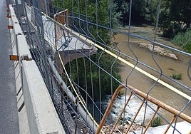 Nuevo desprendimiento en puente sobre la N-110 en San Esteban de Gormaz (Soria).