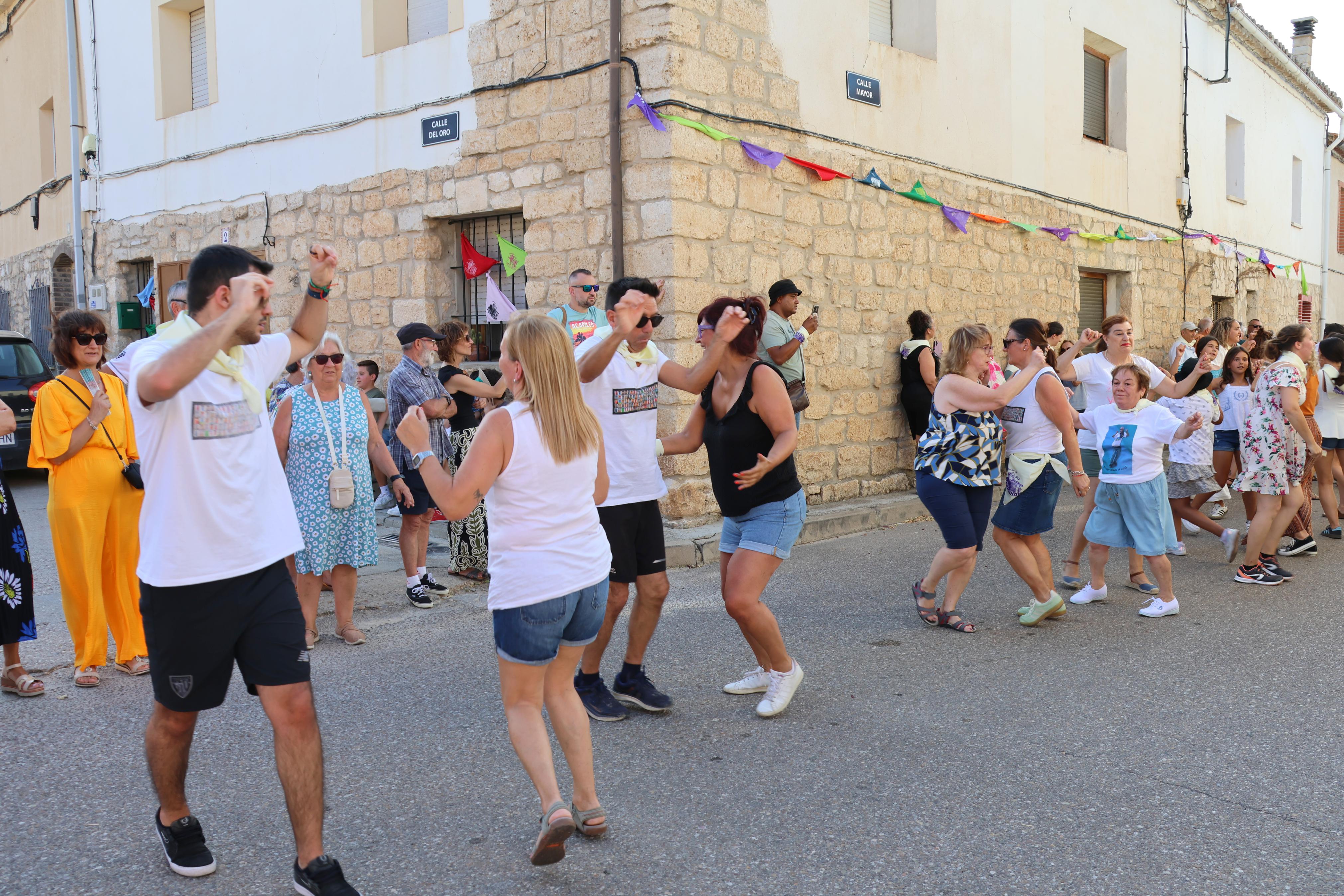 Villahán danza a Santa Marina