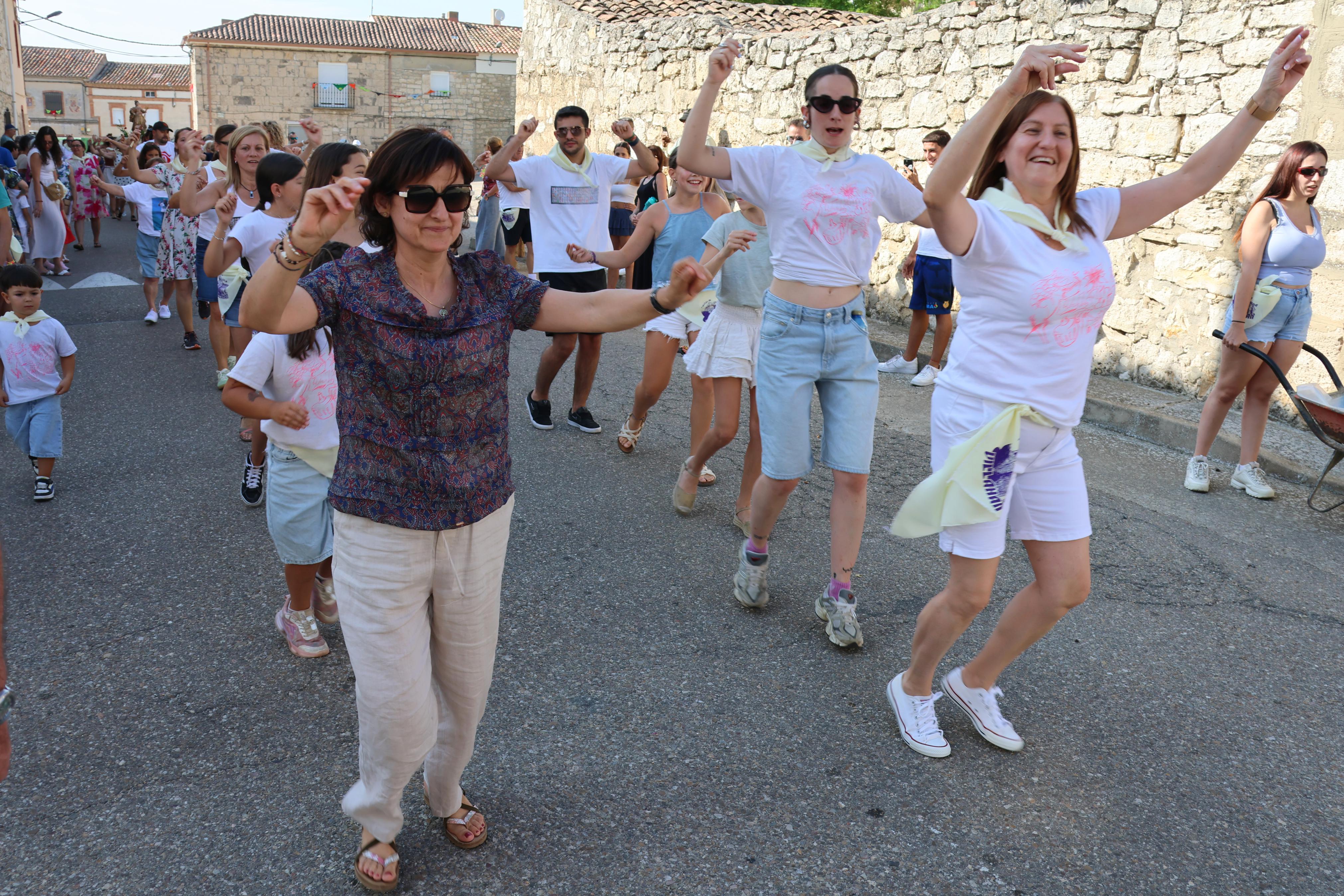 Villahán danza a Santa Marina