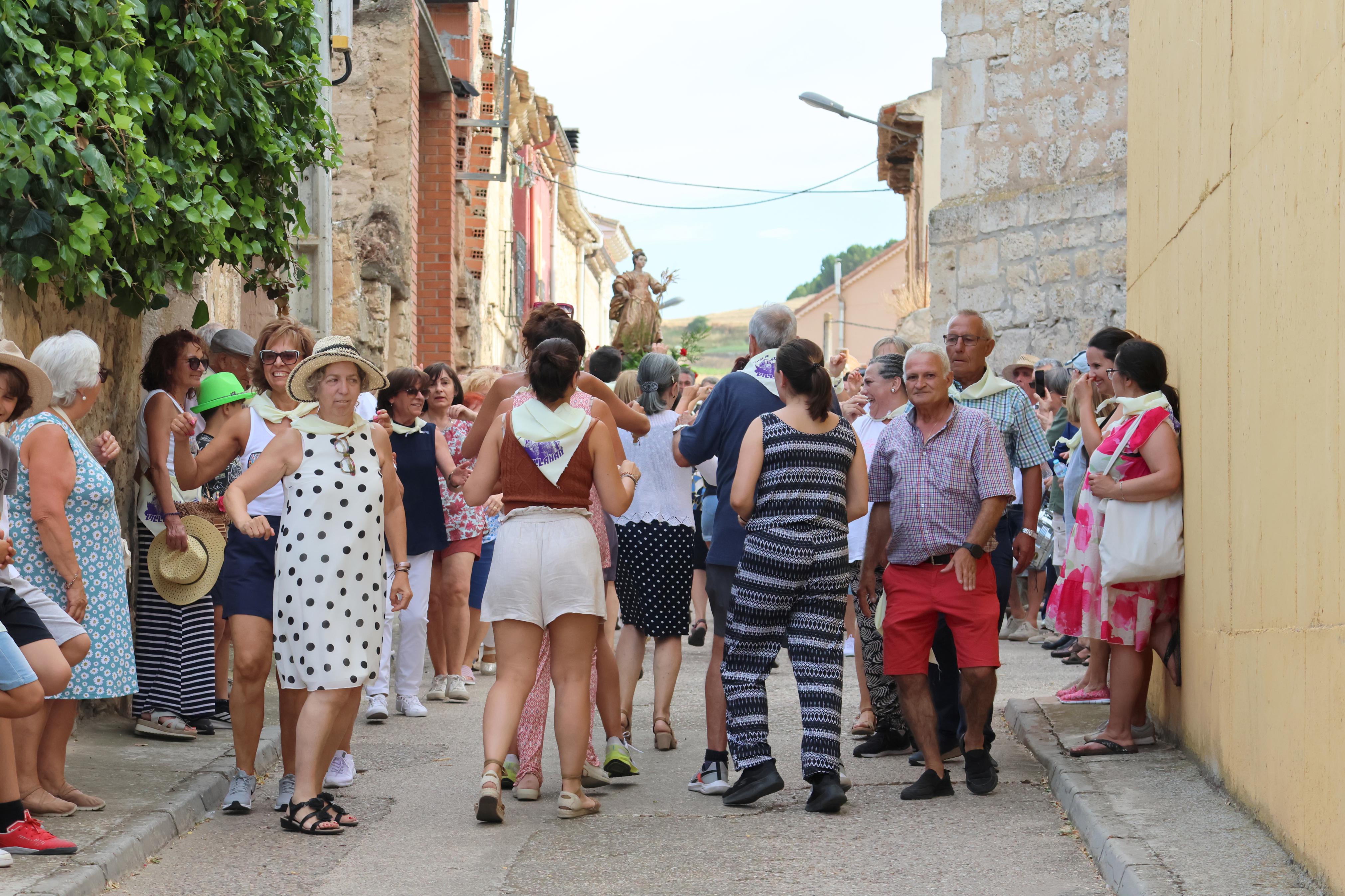 Villahán danza a Santa Marina
