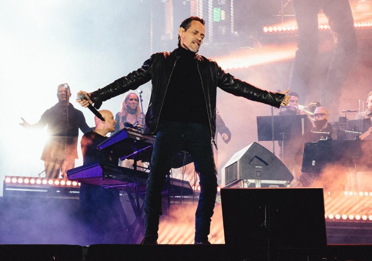 El artista Marc Anthony en uno de sus conciertos.