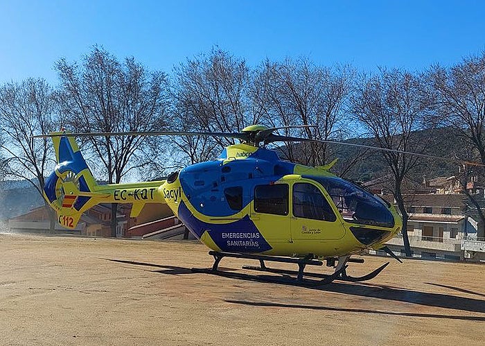 Al lugar se desplazó un helicoptero medicalizado.