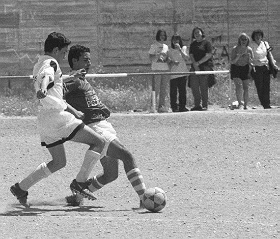 Un momento del partido entre el Don Bosco y La Seca perteneciente a la categoría de Juvenil Ordinaria. 23 de mayo de 1999.
