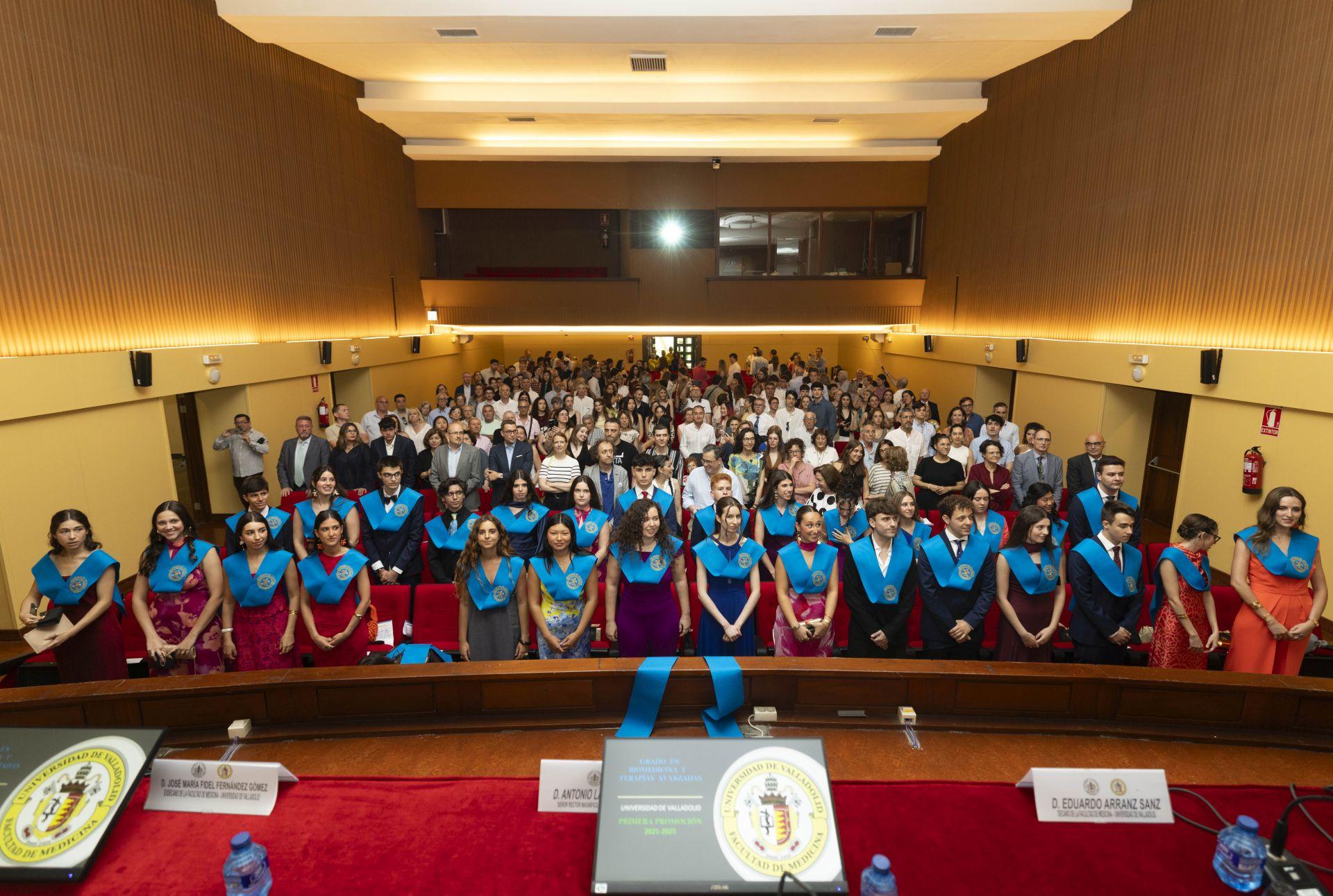 La Universidad de Valladolid gradúa a su primera promoción de biomédicos