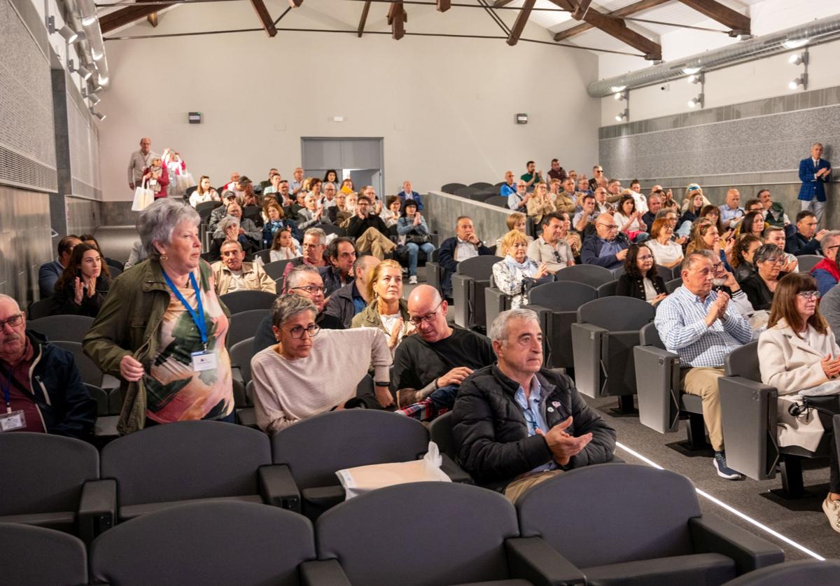 Conmemoración de los cincuenta años de ARPA en el Centro Cultural a finales de abril.