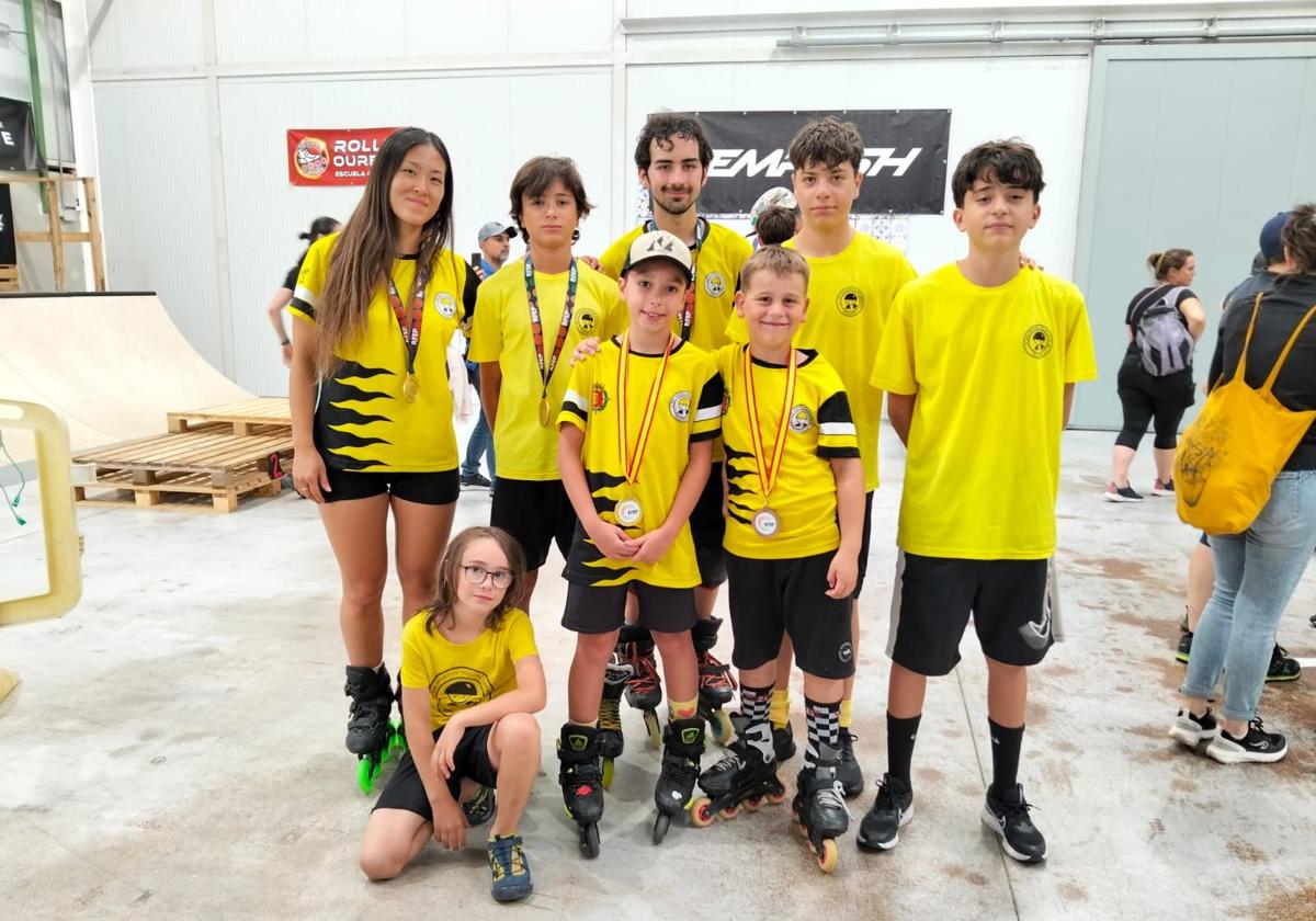 El equipo de Rolling Lemons en el campeonato nacional de Ourense.