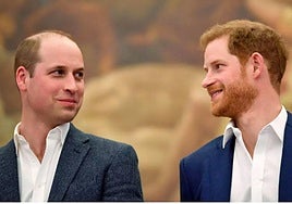 Los Príncipes Guillermo y Harry, en una imagen de archivo.