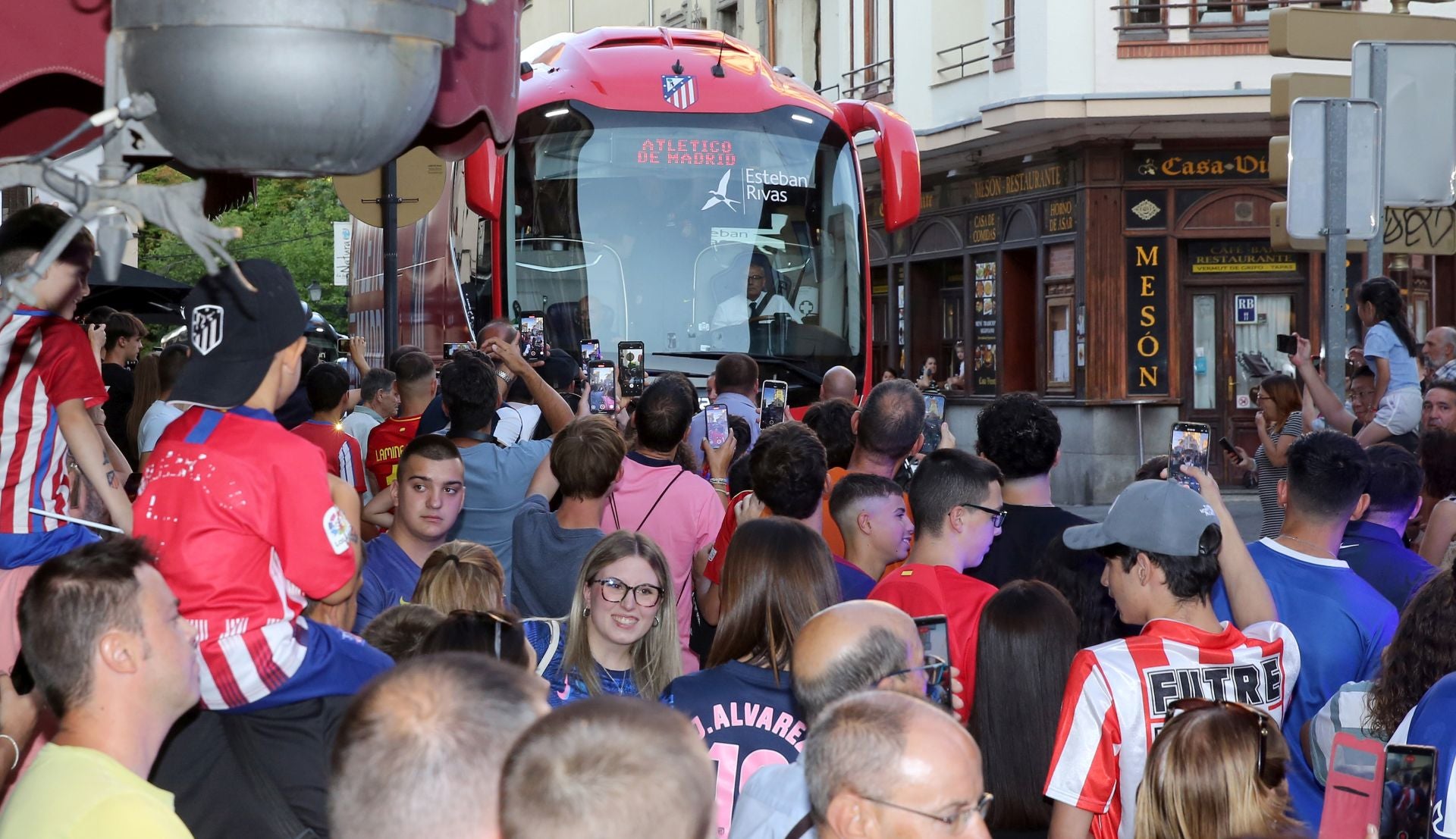 Fotos de la visita del Atlético de Madrid a Segovia