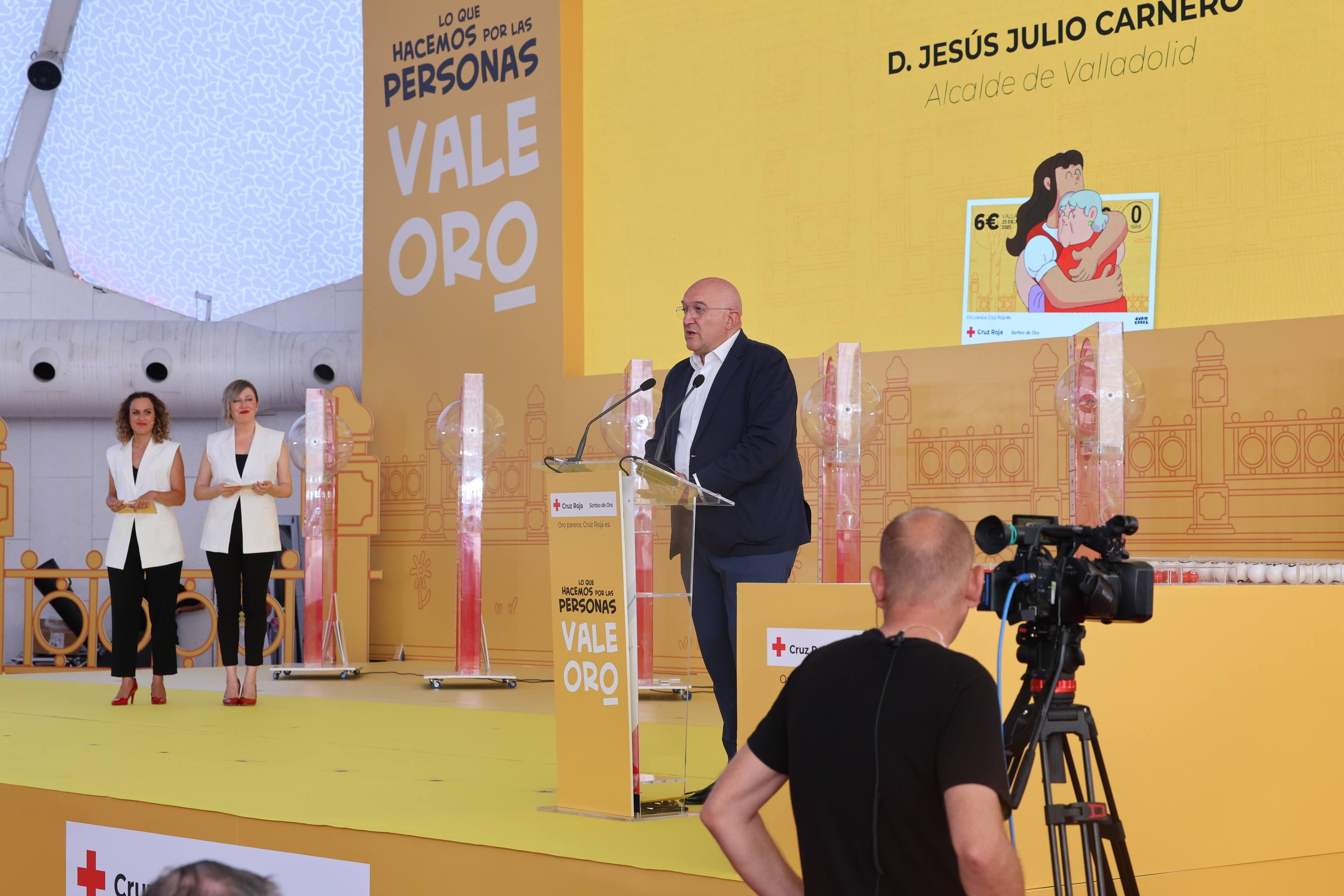 Las imágenes del Sorteo de Oro de la Cruz Roja en Valladolid