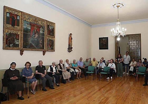 Misioneros reunidos en el encuentro en el Palacio Episcopal de Palencia.