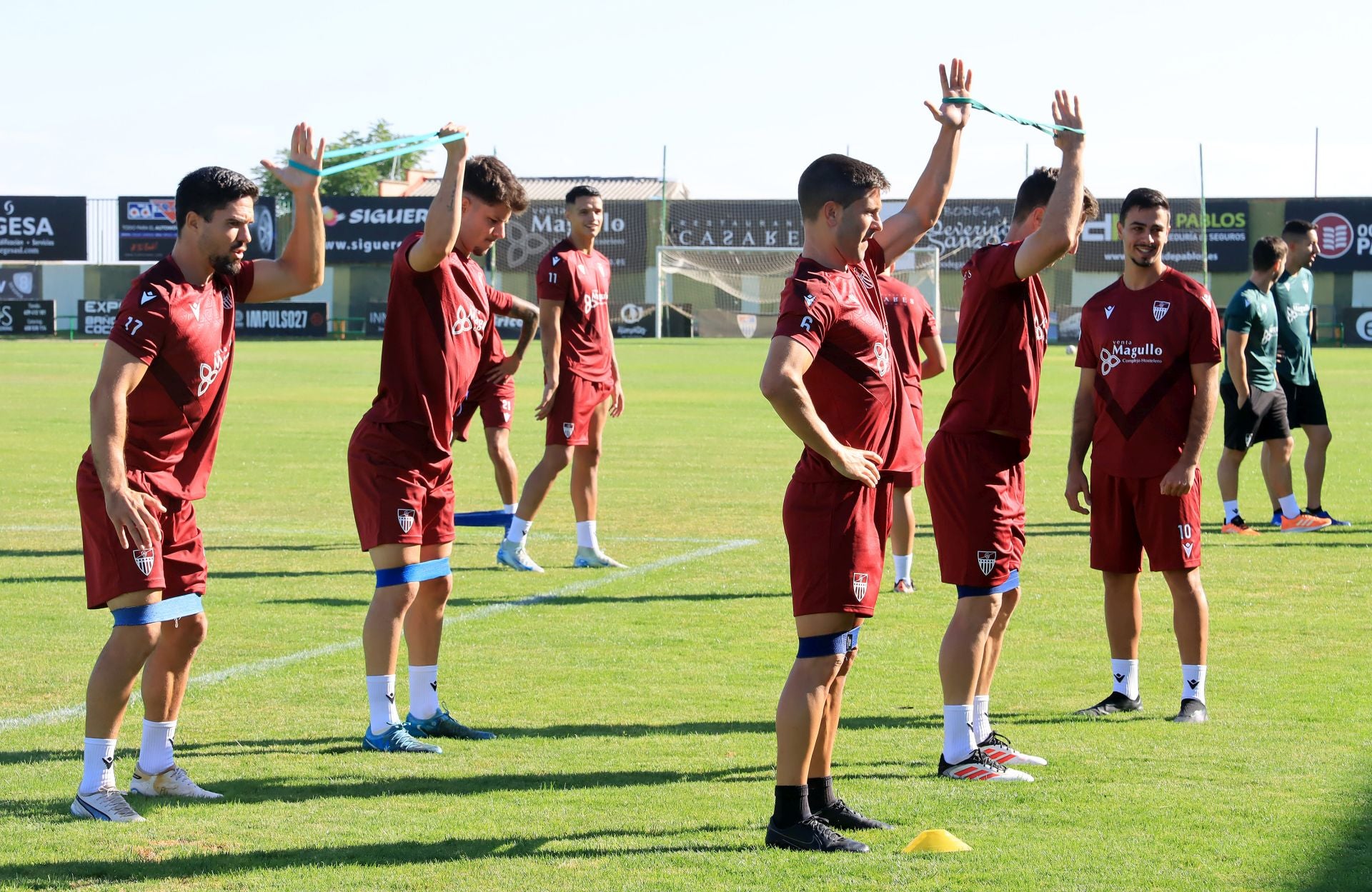 Fotos del primer entrenamiento de la Gimnástica Segoviana