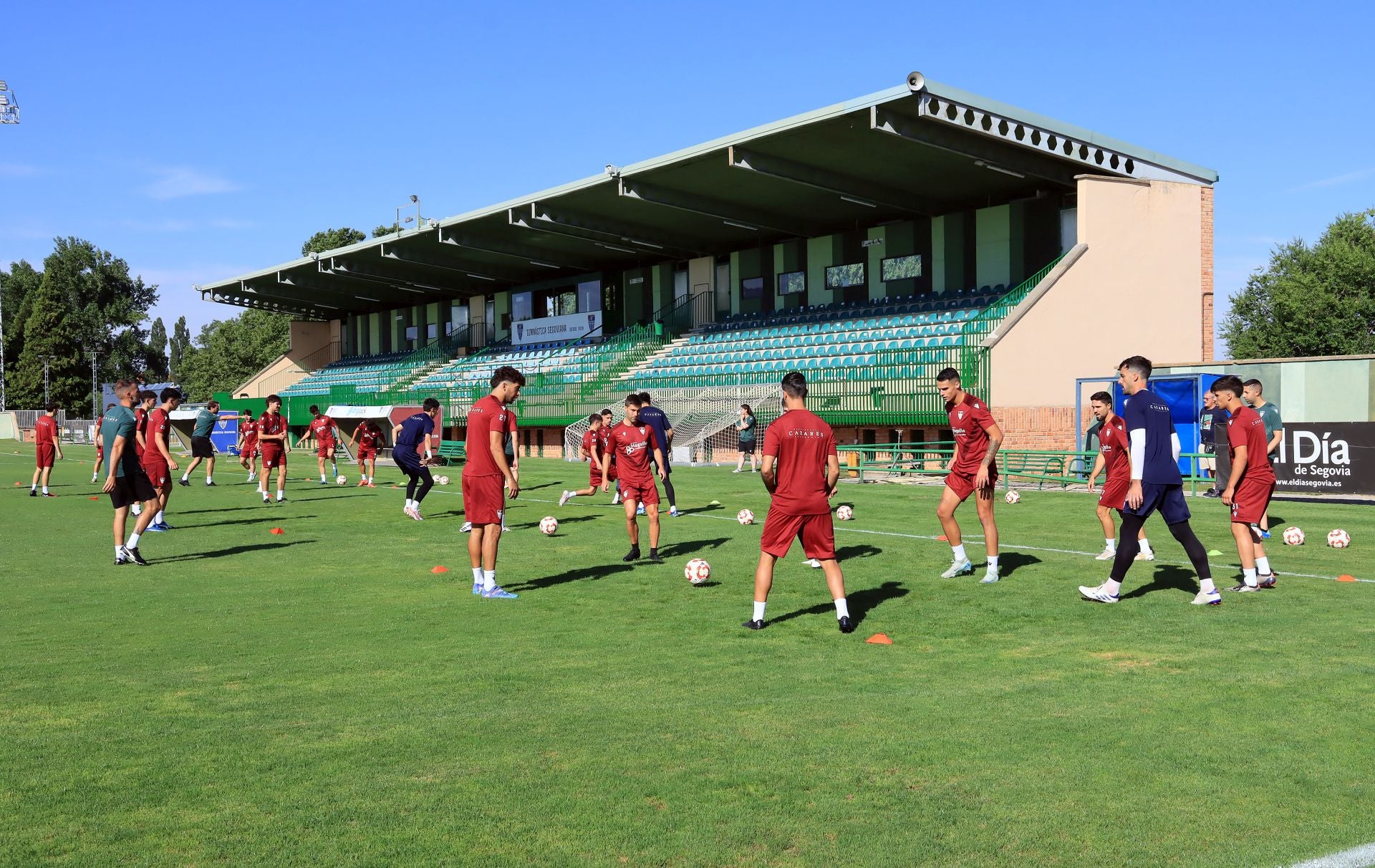 Fotos del primer entrenamiento de la Gimnástica Segoviana