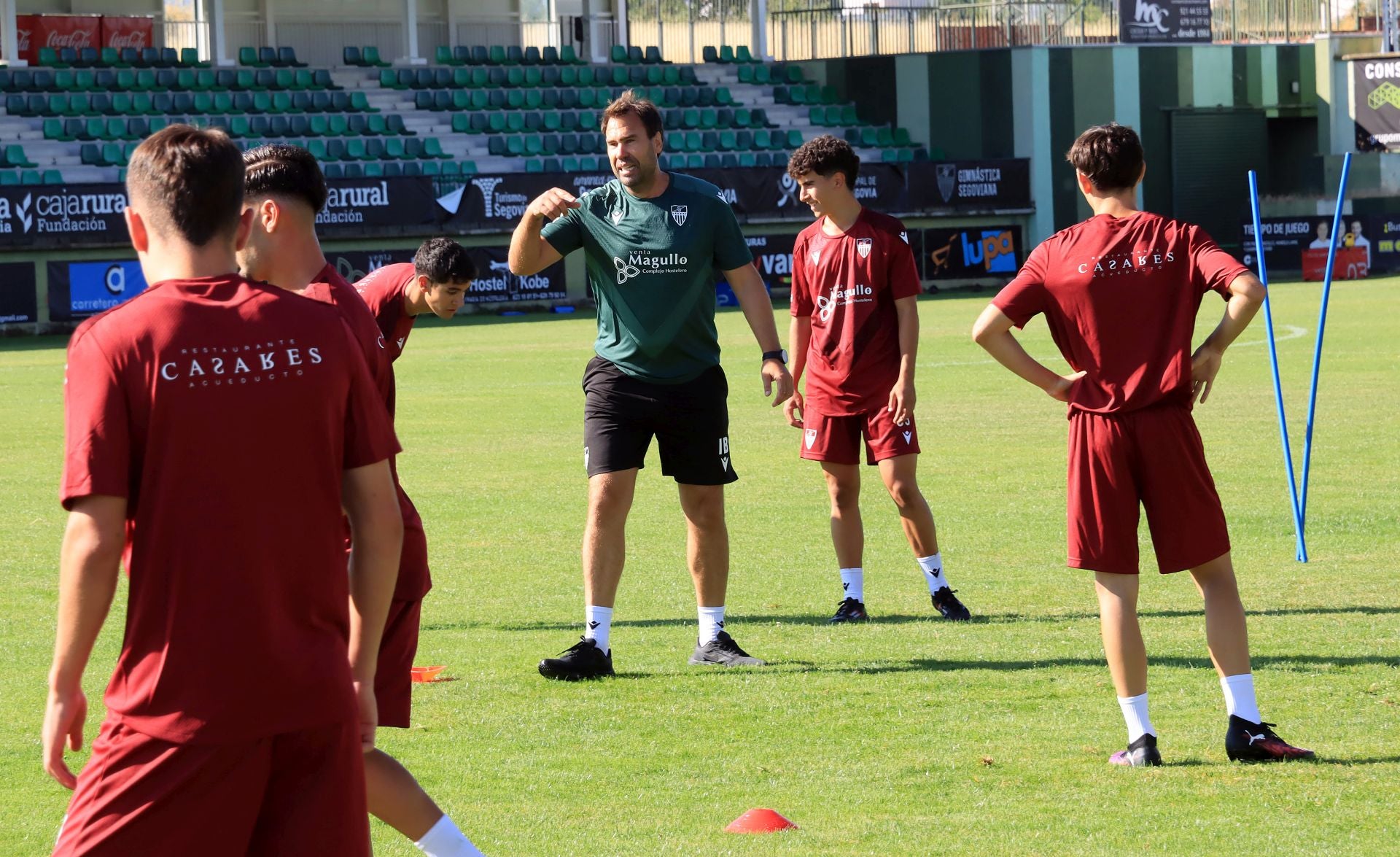 Fotos del primer entrenamiento de la Gimnástica Segoviana