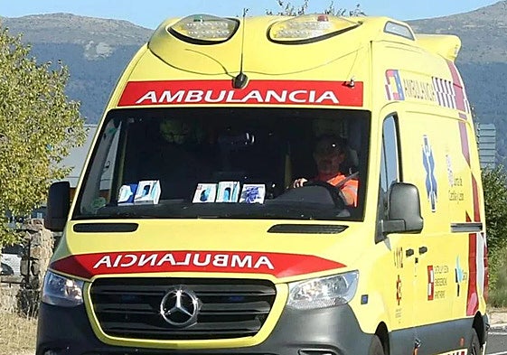 Imagen de archivo de una ambulancia del Sacyl.