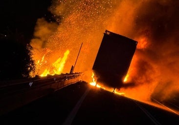 Un incendio obliga a cortar la carretera entre San Rafael y Los Ángeles de San Rafael
