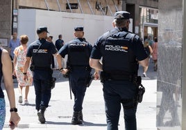 Agentes de la Policía Nacional.