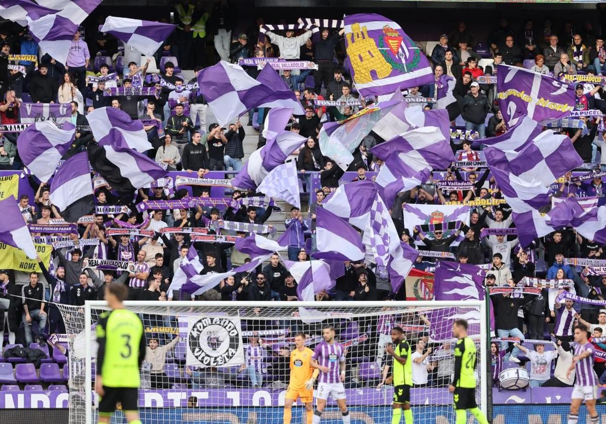 La afición, en Zorrilla, en un partido ante el Betis.
