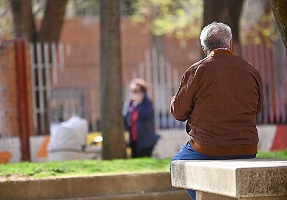Imagen de archivo de un pensionista en Valladolid.