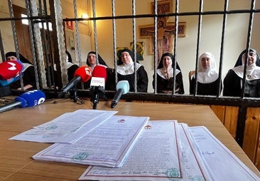 Las monjas cismáticas firman un «juramento antimodernista» y renuevan sus votos