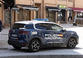 Imagen de archivo de un vehículo de la Policía Nacional de Valladolid.