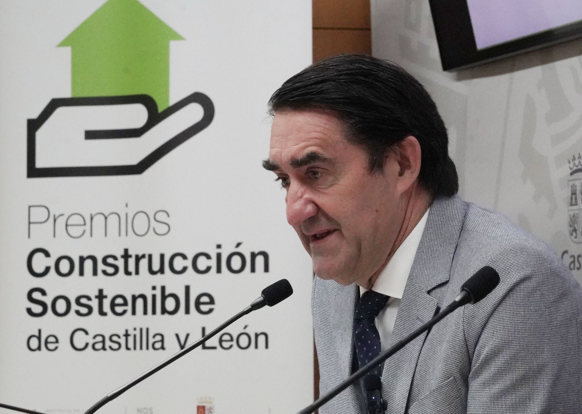 El consejero de Medio Ambiente, Vivienda y Ordenación del Territorio, Juan Carlos Suárez-Quiñones, este viernes.