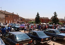 Osorno, con los amantes del motor clásico y escaparate gastronómico