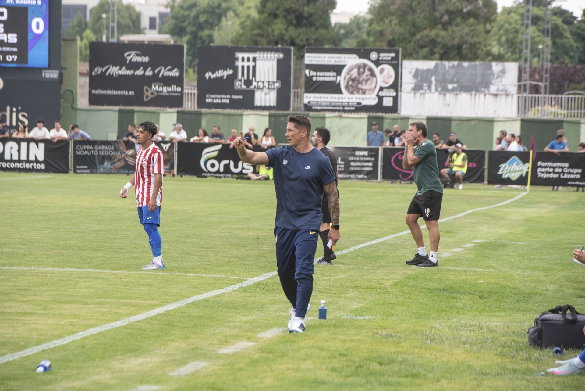 El debut de la renovada Segoviana, en imágenes