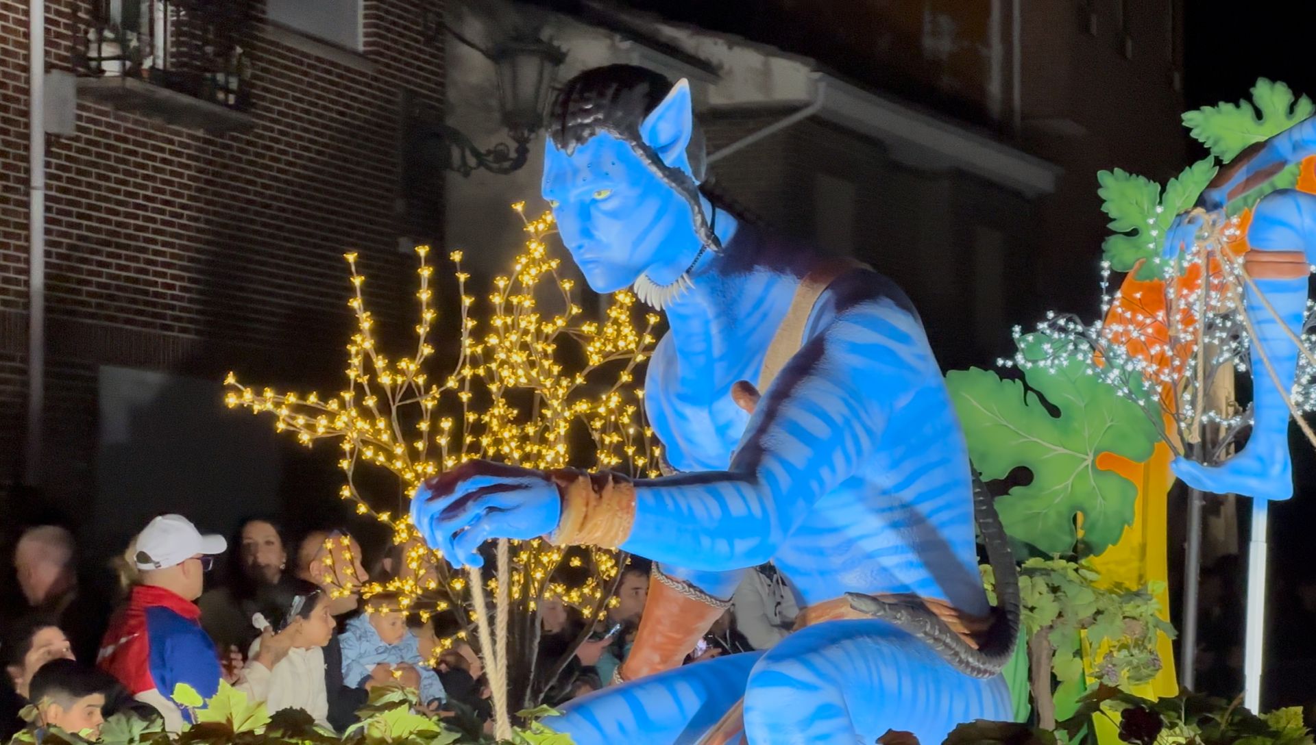 El prólogo del desfile en Herrera, otro nocturno