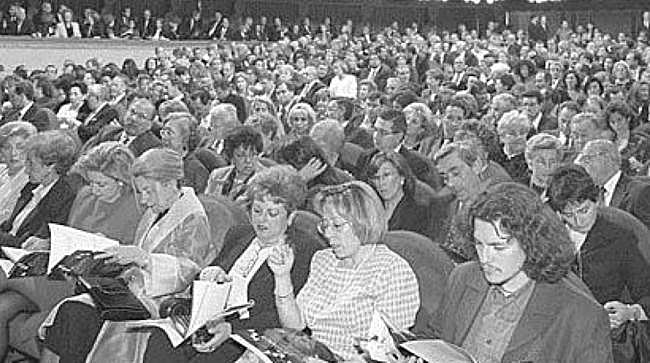 ¿Sabes cuál de estos edificios tenía calefacción de agua y alumbrado eléctrico desde 1908?