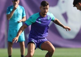 Javi Sánchez, en el entrenamiento en los Anexos de este jueves.