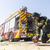 Entrenamientos en el Parque de bomberos de Arroyo durante las jornadas de ola de calor.