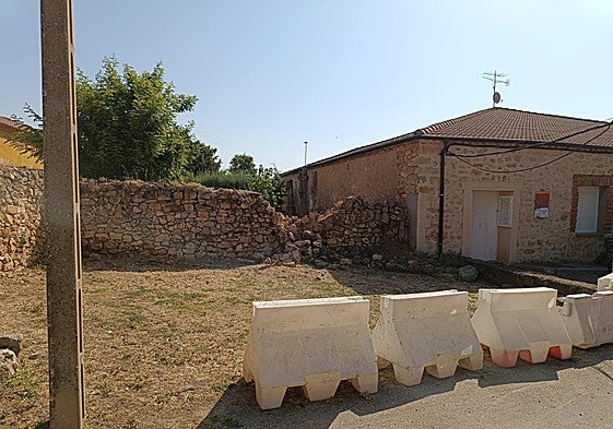 Parcela municipal que ha sido puesta a la venta en Encinas.