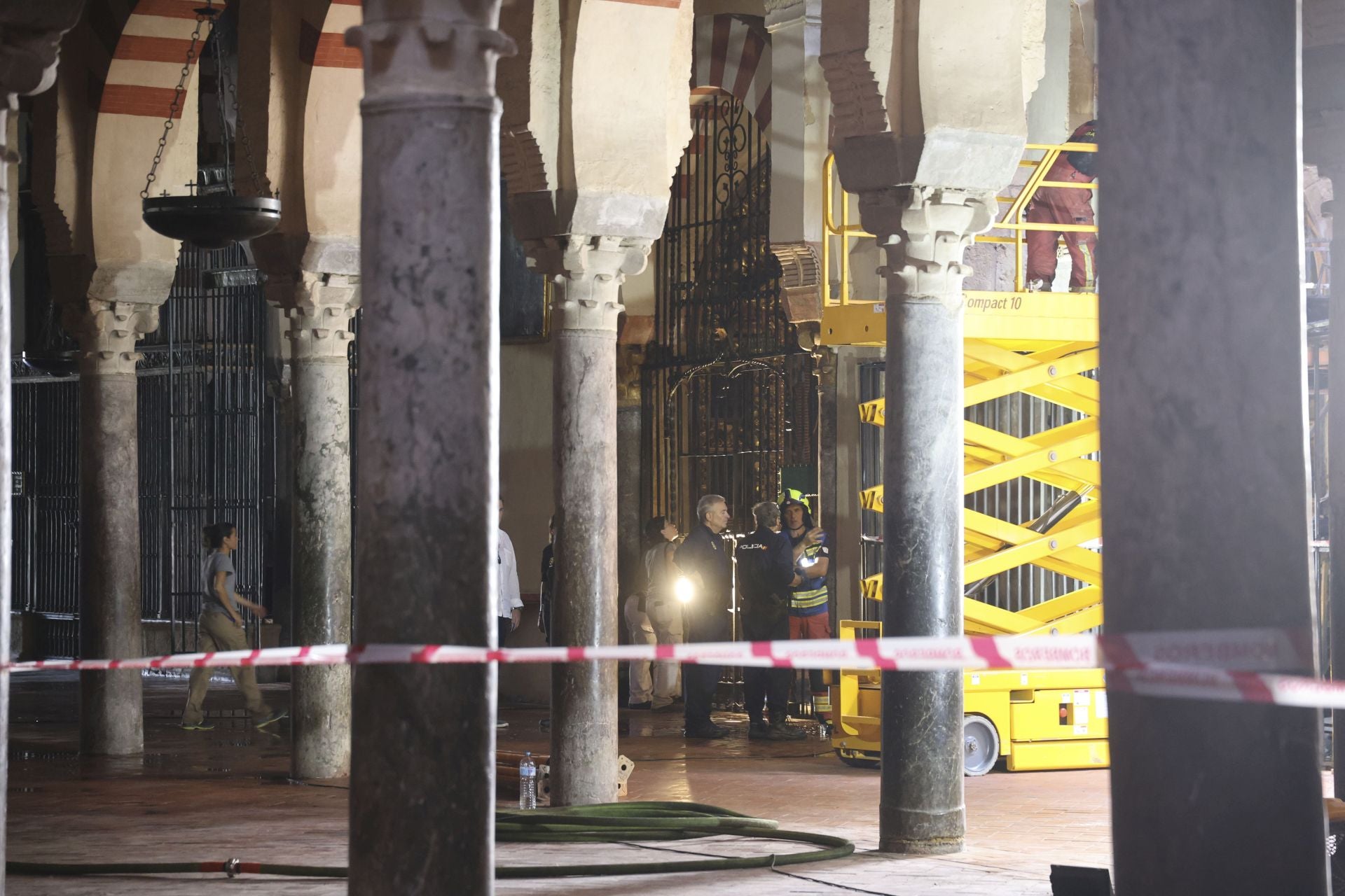 Las imágenes del incendio en la Mezquita de Córdoba