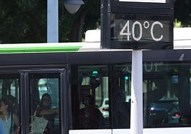 Un termómetro marca 40 grados en Valladolid.