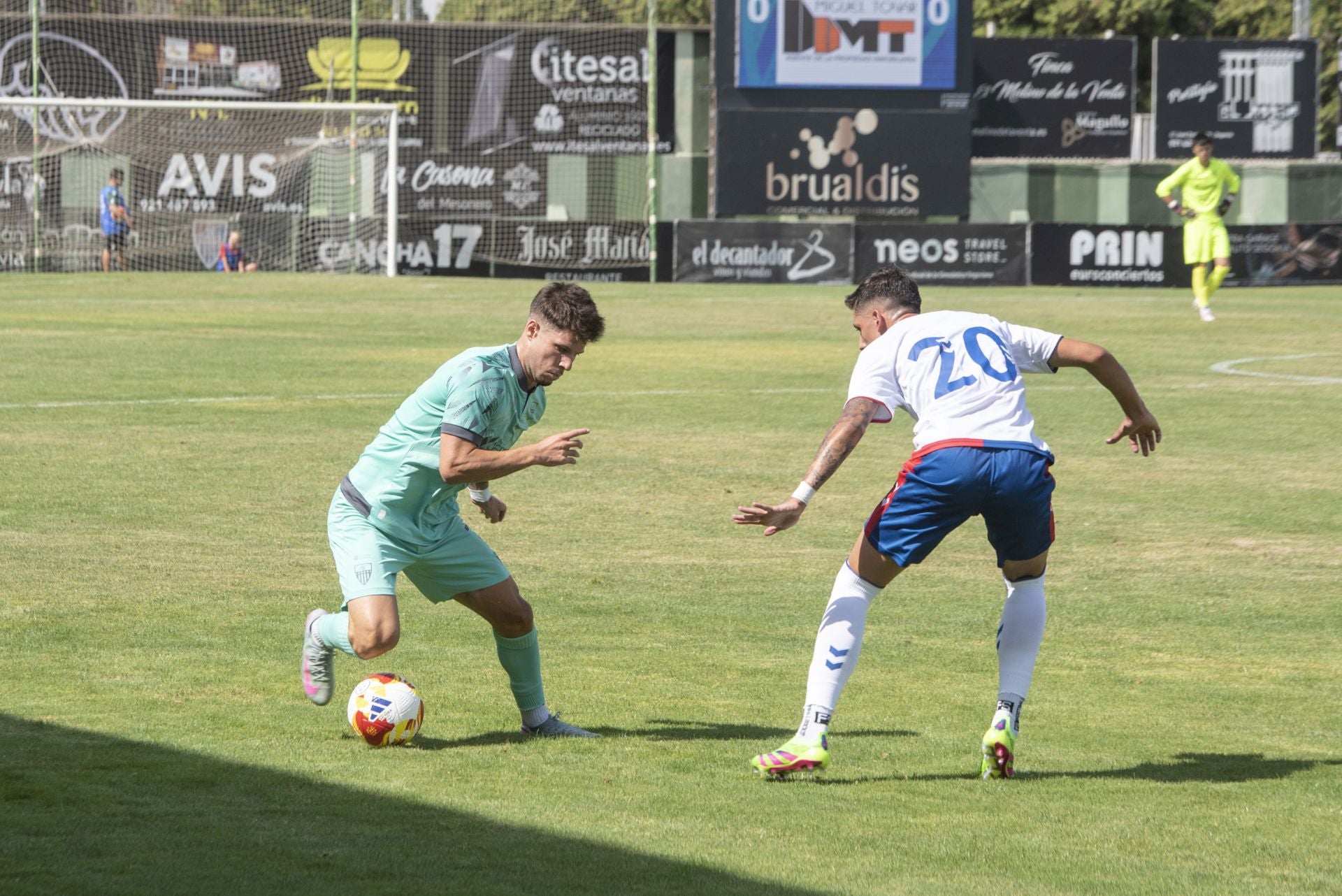 Fotos del partido entre la Segoviana y el Rayo Majadahonda
