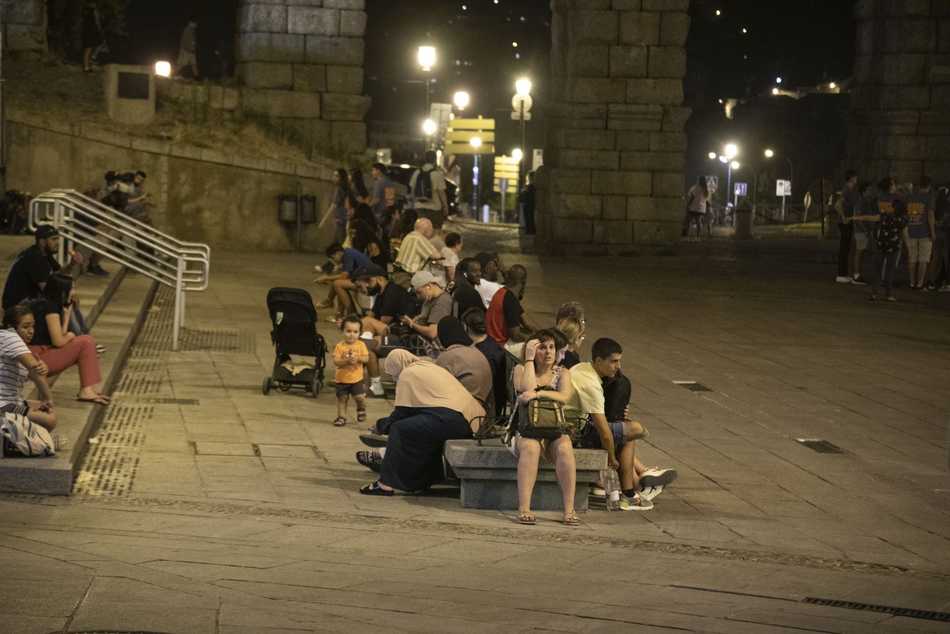 Fotos: así pasa Segovia la ola de calor por el día y por la noche