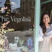 Una de las nuevas tiendas que ha abierto en los últimos días junto a la Catedral de Segovia.