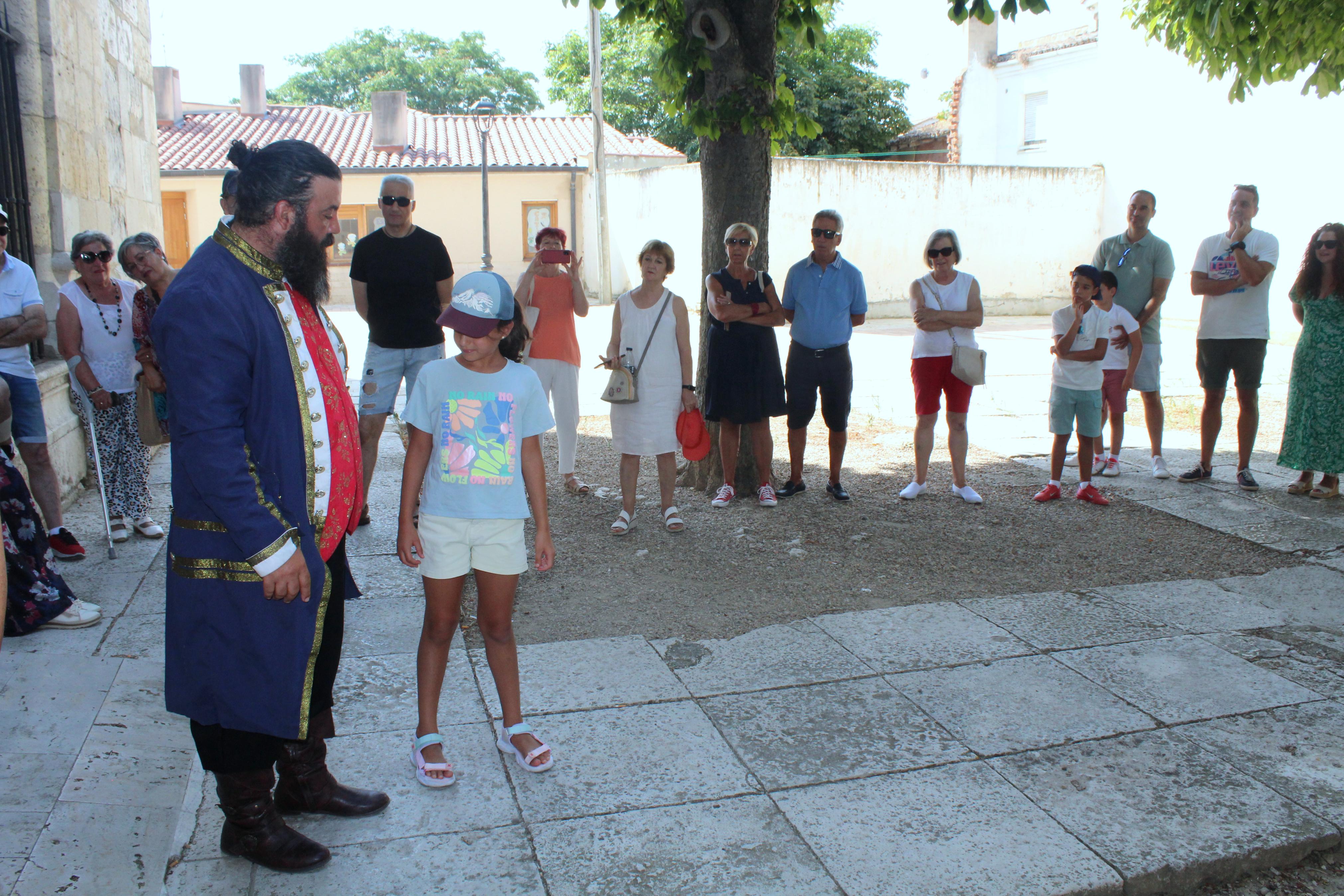 Visita Guiada Teatralizada por Dueñas