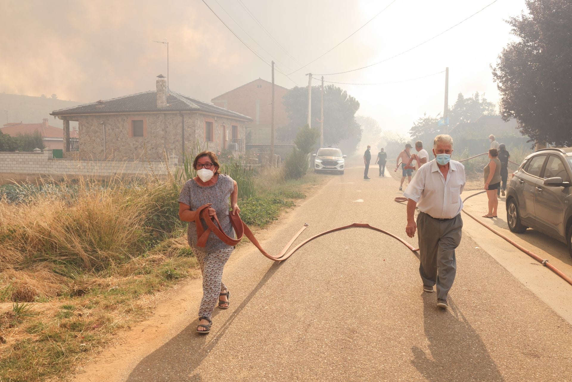 El incendio de Congosta, en imágenes