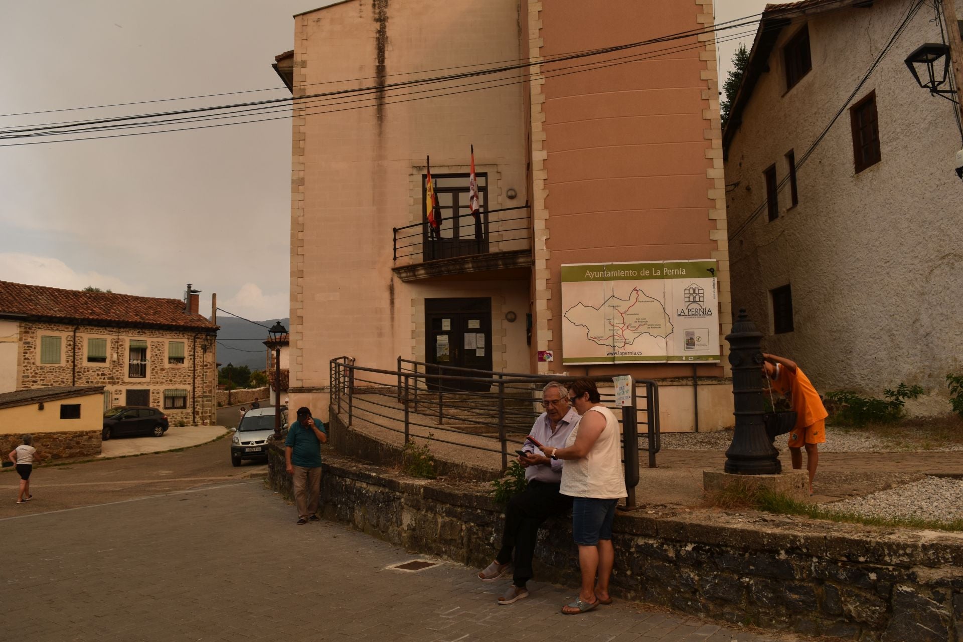 Preocupación en San Salvador de Cantamuda por el incendio de Resoba