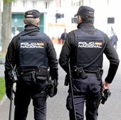Agentes de la Policía Nacional en el centro de Valladolid, en imagen de archivo.