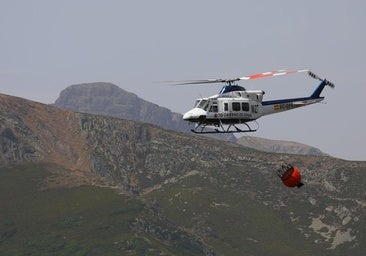 Levantan el confinamiento de Lebanza y El Campo, pero el incendio mantiene cortadas tres carreteras