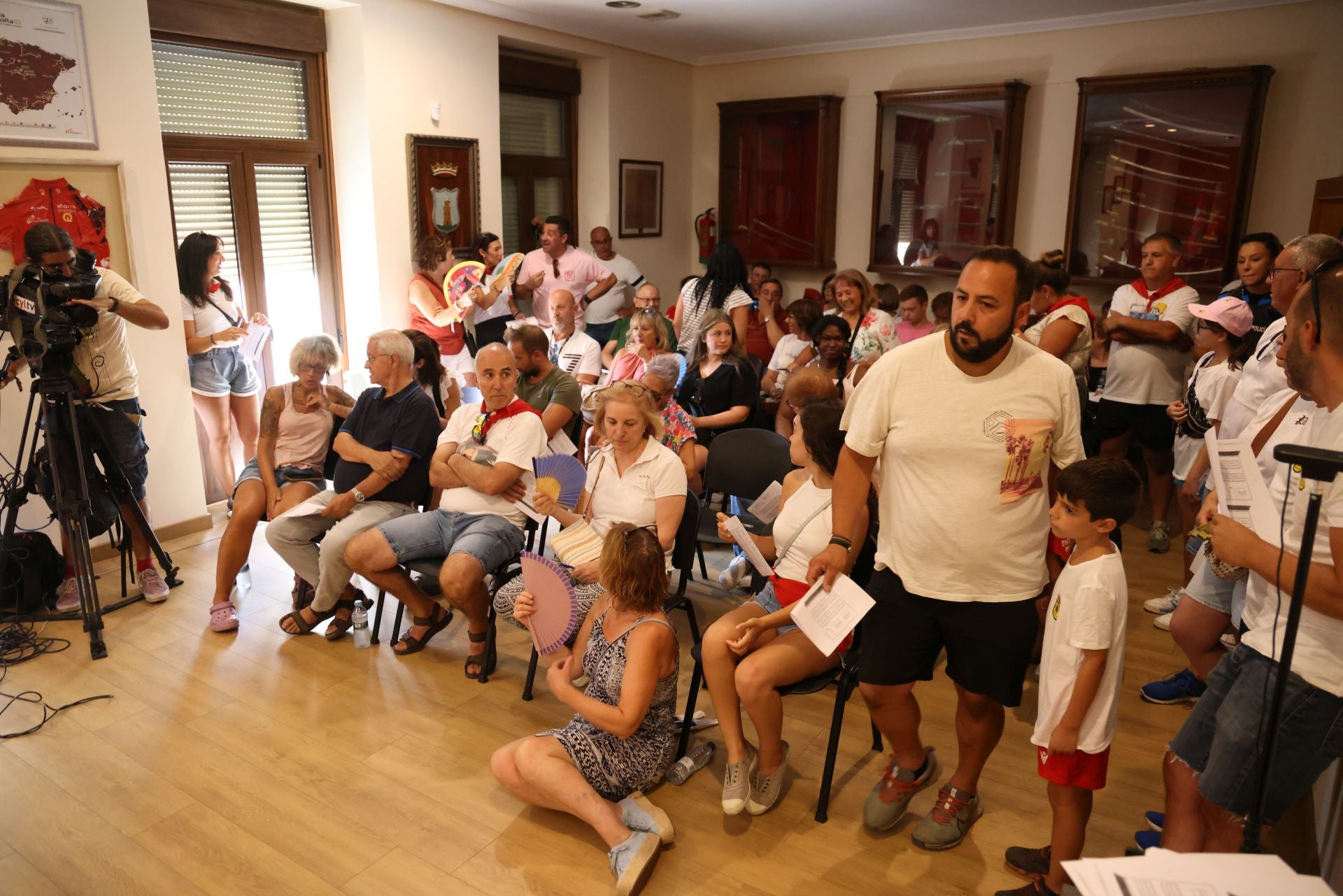 Pregón y subasta de balcones en las fiestas de Peñafiel