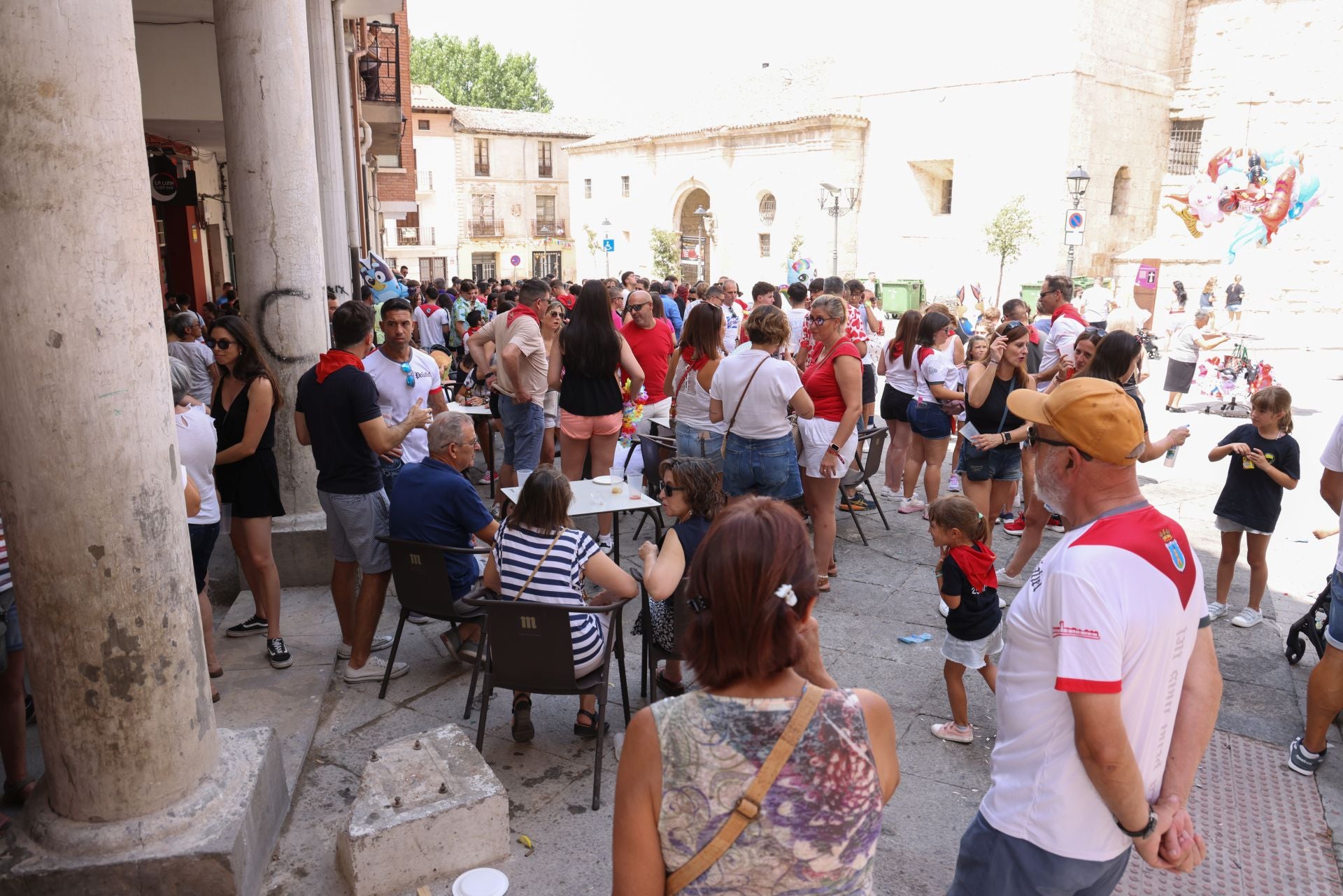 Pregón y subasta de balcones en las fiestas de Peñafiel