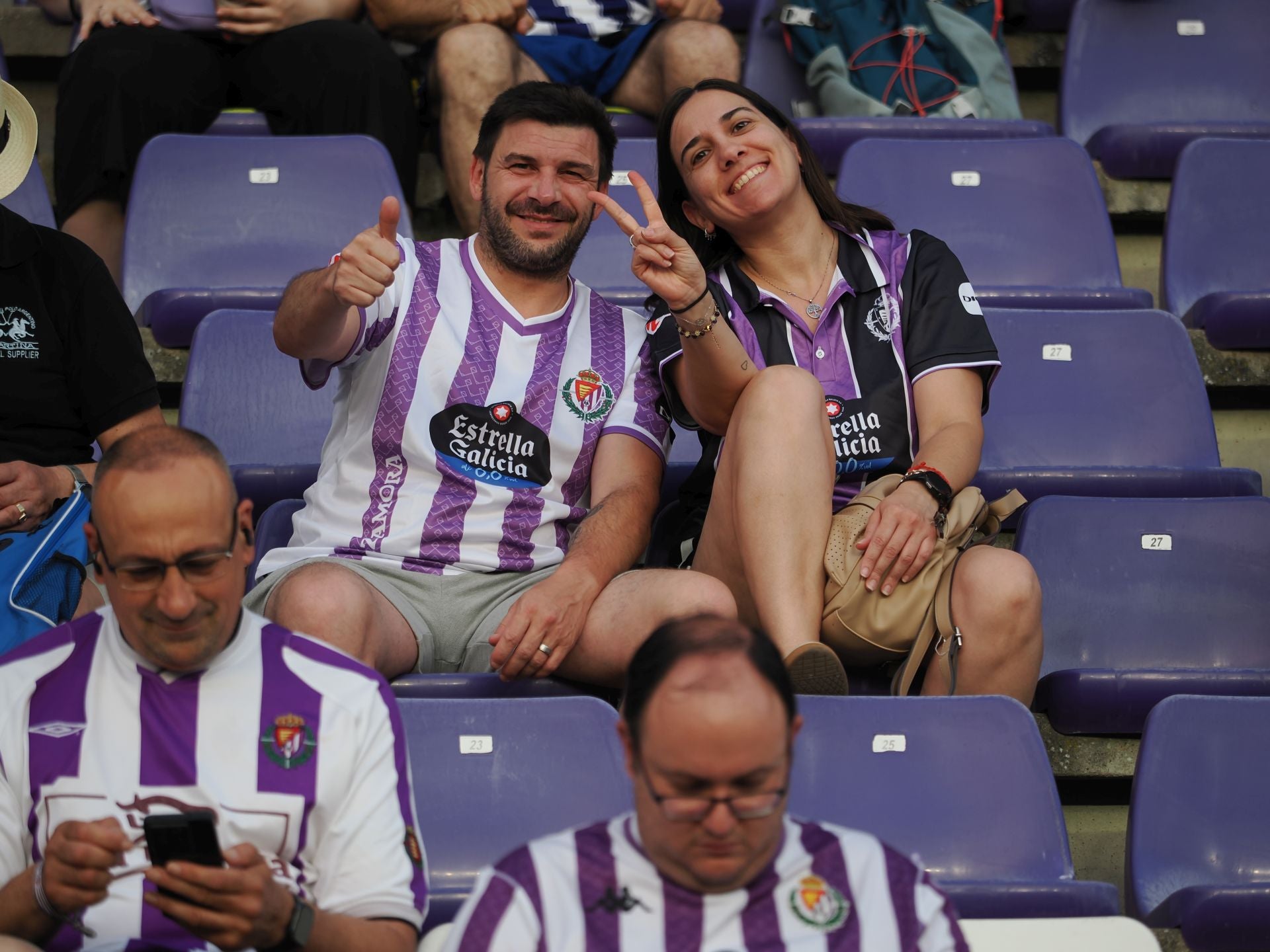 Búscate en la grada del Real Valladolid-Ceuta (2/3)