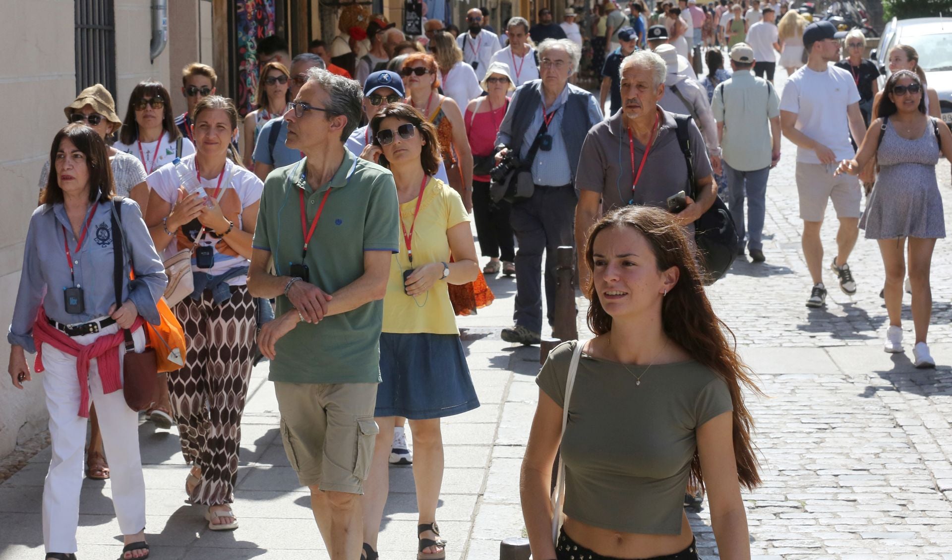 Los turistas llenan Segovia