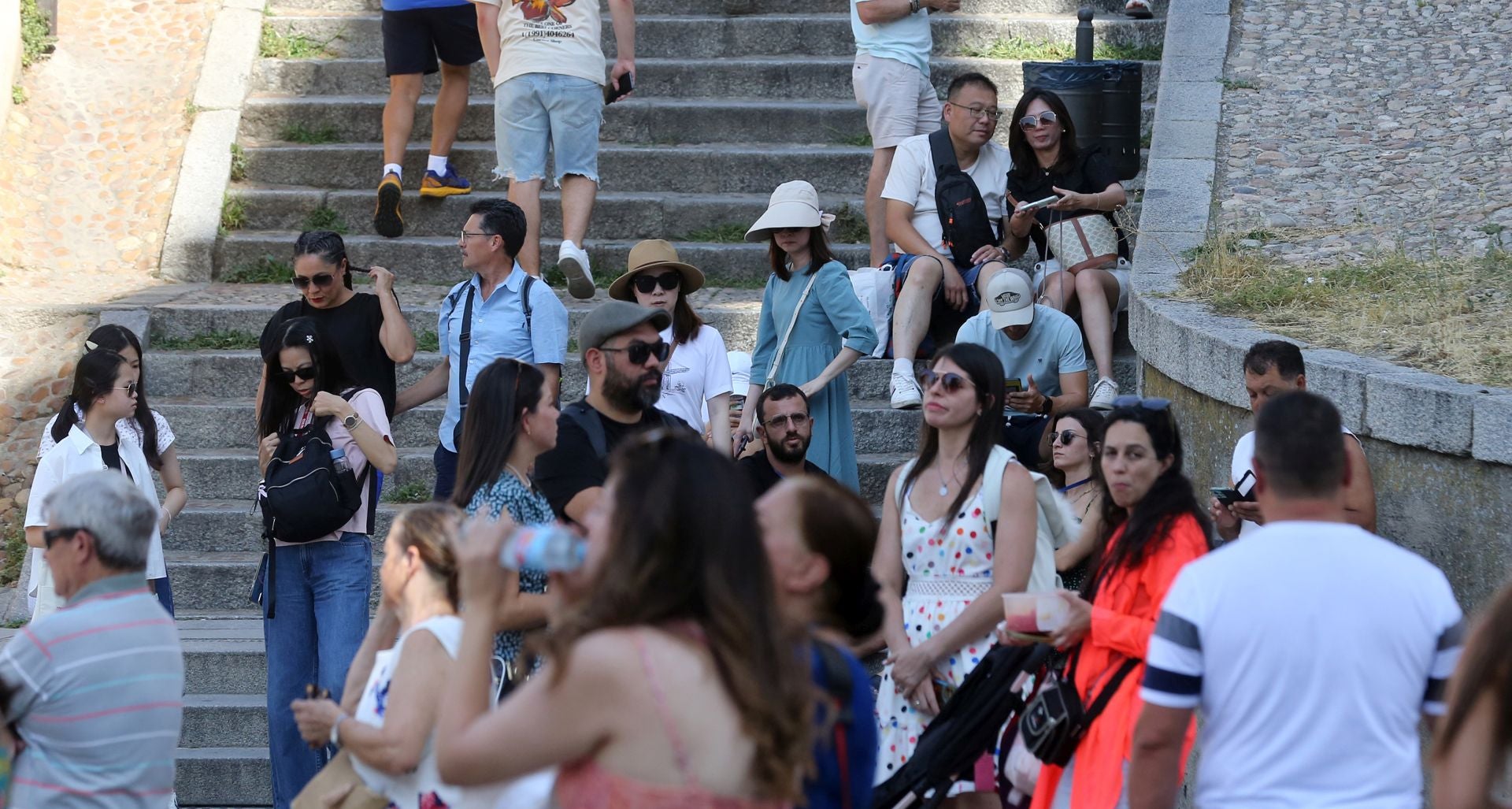 Los turistas llenan Segovia
