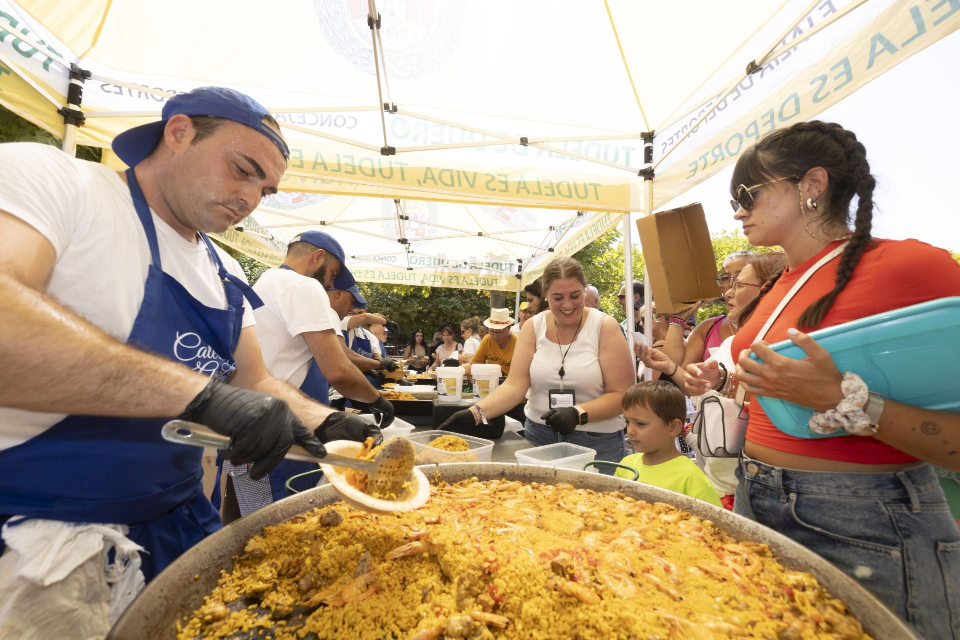 La paellada de Tudela, en imágenes